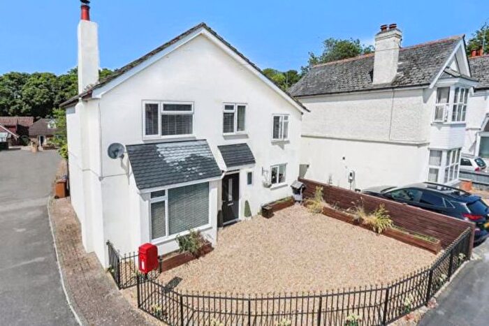 5 Bedroom Detached House For Sale In Wolversdene Road, Andover, SP10