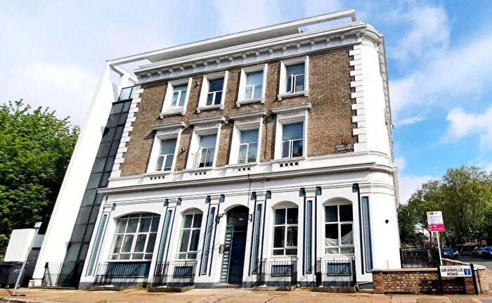 1 Bedroom Apartment To Rent In Cambridge Road, London, NW6