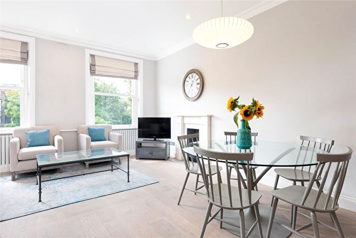 2 Bedroom Flat For Sale In Earl's Court Road, Earl's Court, SW5