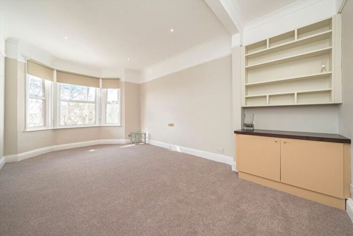 2 Bedroom Flat To Rent In Lower Boston Road, Hanwell, W7
