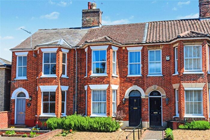 3 Bedroom Terraced House For Sale In London Road, Beccles, Suffolk, NR34