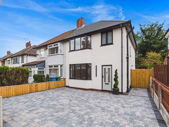 3 Bedroom Semi-Detached House For Sale In Bentham Drive, Childwall, Liverpool., L16