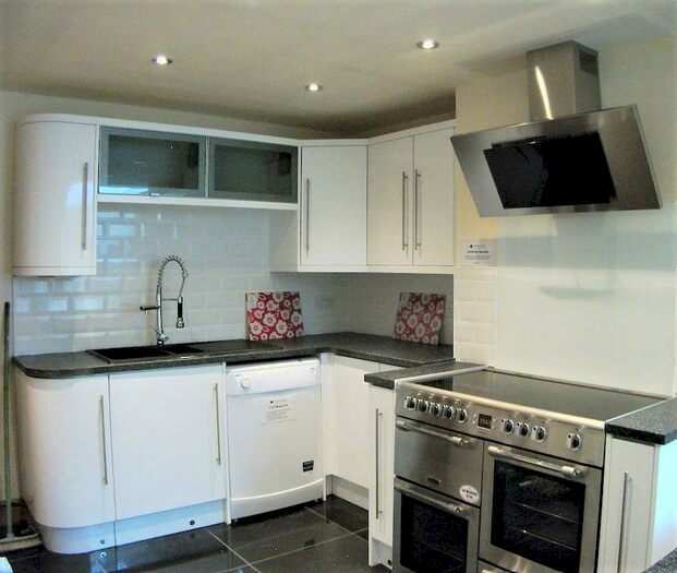 6 Bedroom Terraced House To Rent In Heeley Road, Selly Oak, Birmingham, B29