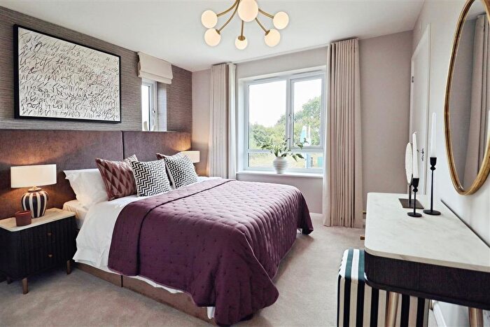 3 Bedroom Detached House For Sale In Kings Drive, Cardiff, CF3