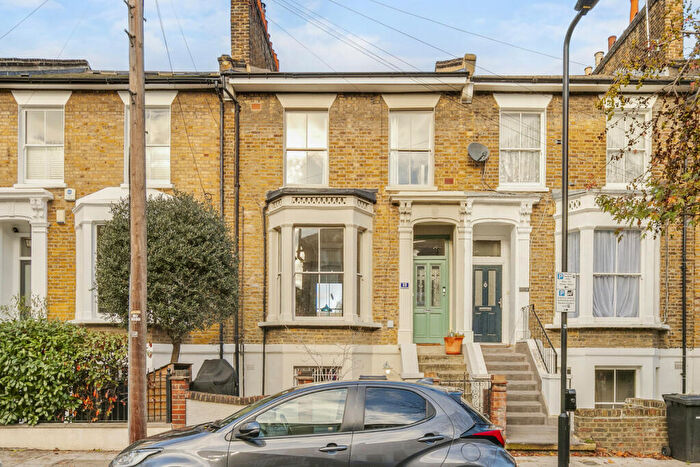 5 Bedroom Terraced House For Sale In Southborough Road, London, E9
