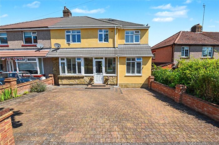 4 Bedroom Semi Detached House For Sale In Beverley Road, Bexleyheath, DA7