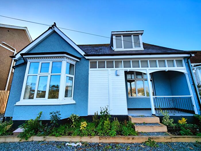 5 Bedroom Property To Rent In Dracaena Avenue, Falmouth, TR11