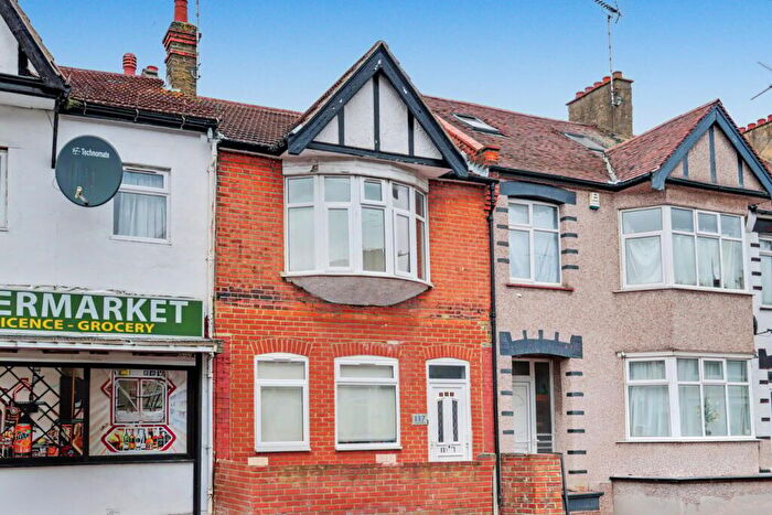 3 Bedroom Terraced House For Sale In Westborough Road, Westcliff-on-Sea, SS0