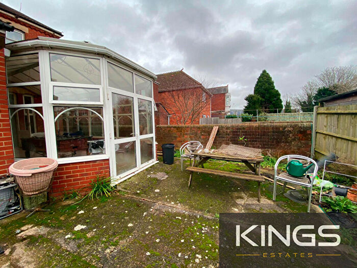 10 Bedroom Detached House To Rent In Alma Road, SO14