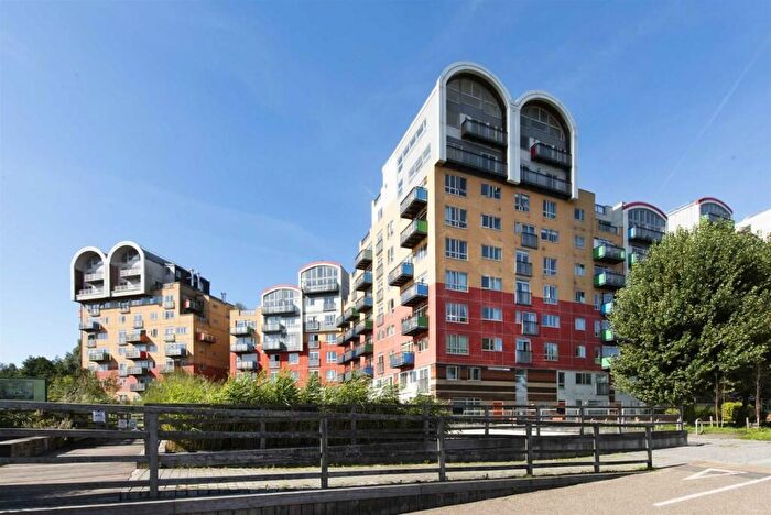 2 Bedroom Flat To Rent In Maurer Court, Renaissance Walk, Greenwich, London, SE10