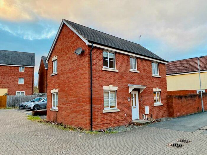 3 Bedroom Detached House To Rent In Saxon Gate, HR2