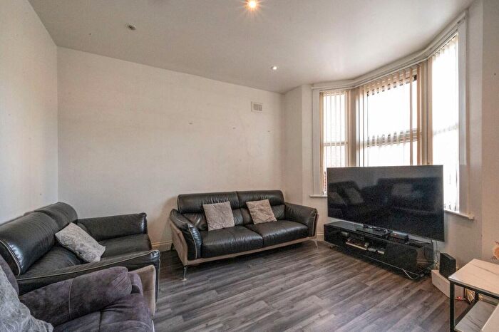 3 Bedroom Property For Sale In Harrow Road, Leytonstone, London, E11