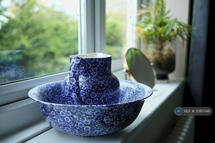 2 Bedroom Flat To Rent In Highland Road, London, SE19