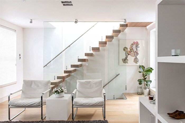 3 Bedroom Terraced House To Rent In Kensington Park Mews, Notting Hill, W11