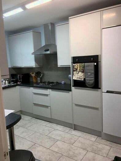 5 Bedroom Maisonette To Rent In Fellows Court, London, E2