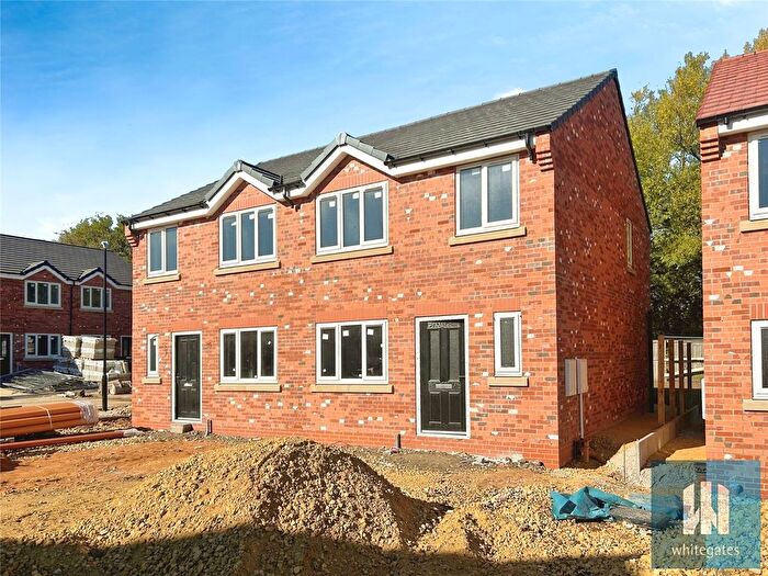 2 Bedroom Semi-Detached House For Sale In Waterside Way, South Elmsall, Pontefract, WF9