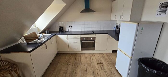 Property To Rent In Whitton Road, Hounslow, Greater London, TW3