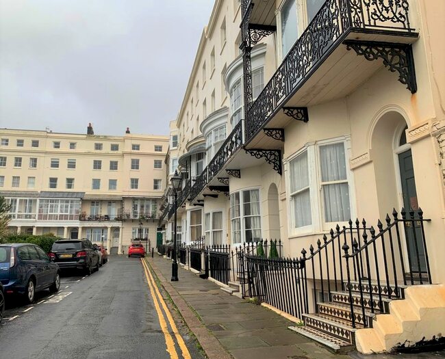 2 Bedroom Flat To Rent In Marine Square, Brighton, BN2