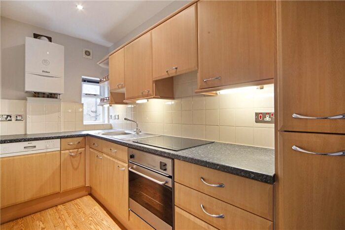 Studio To Rent In Seymour Place, London, W1H