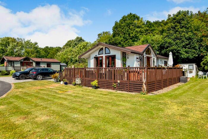 2 Bedroom Park Home For Sale In Warren Lodge Park, Woodham Walter, CM9