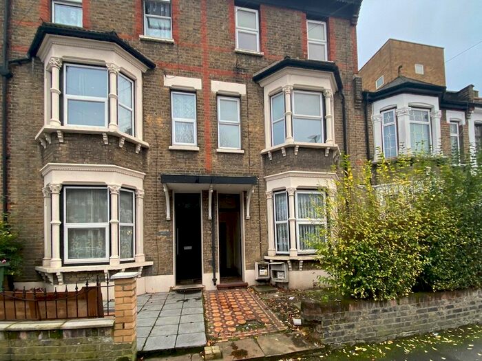 2 Bedroom Flat To Rent In Milton Avenue, East Ham E6