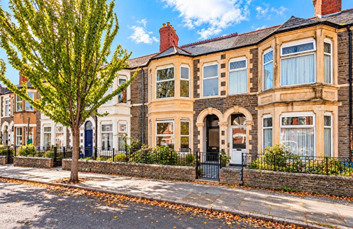 2 Bedroom Flat To Rent In Corporation Road, Grangetown, CF11