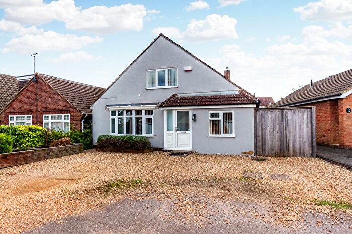 4 Bedroom Detached House For Sale In Woodland Road, Rushden, NN10