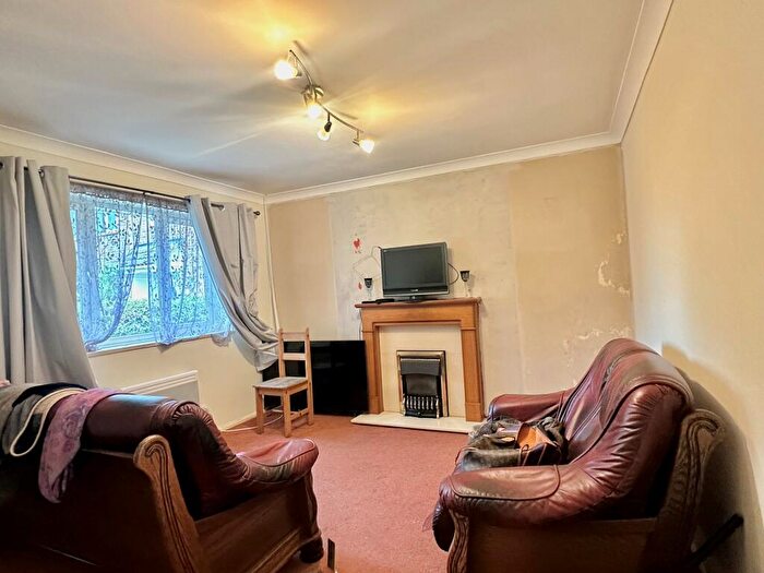 2 Bedroom Bungalow To Rent In Brickhill, MK41