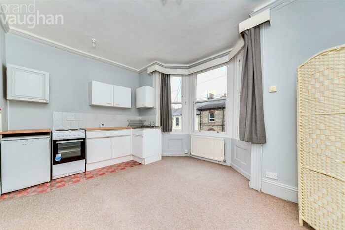 1 Bedroom Flat To Rent In D'aubigny Road, Brighton, BN2