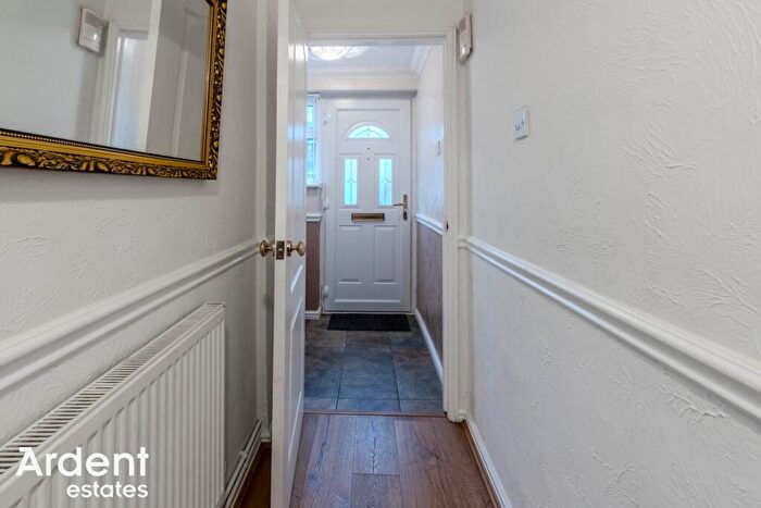 2 Bedroom Semi-Detached House For Sale In Cedar Chase, Heybridge, CM9