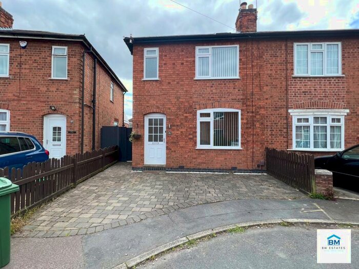 3 Bedroom Semi-Detached House To Rent In Lawn Avenue, Birstall, LE4