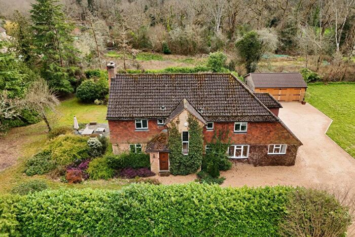 4 Bedroom Detached House For Sale In Prestwick Lane, Godalming, GU8
