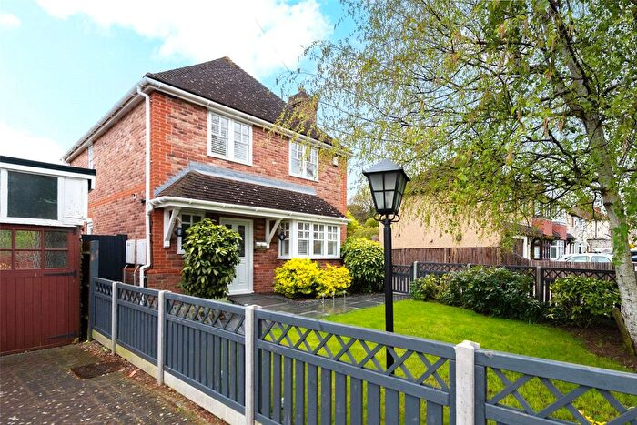 4 Bedroom Detached House To Rent In Stephen Road, Bexleyheath, DA7