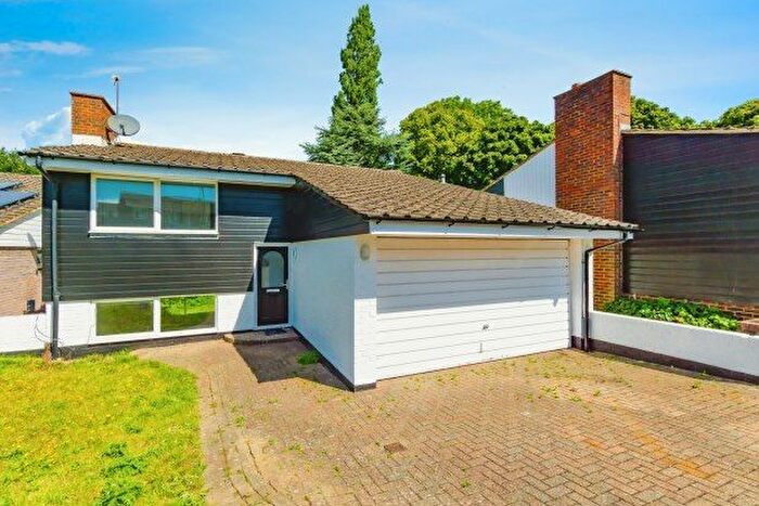 4 Bedroom Property To Rent In Ridge Langley, South Croydon, CR2