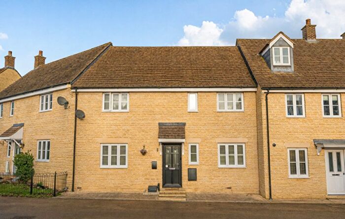 3 Bedroom Terraced House For Sale In Stocks Lane, Carterton, Oxfordshire, OX18