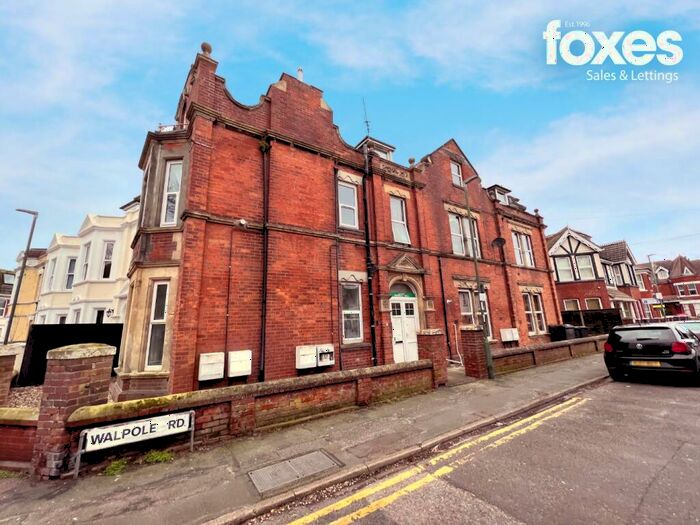 1 Bedroom Flat To Rent In The Crescent, Bournemouth, Dorset, BH1