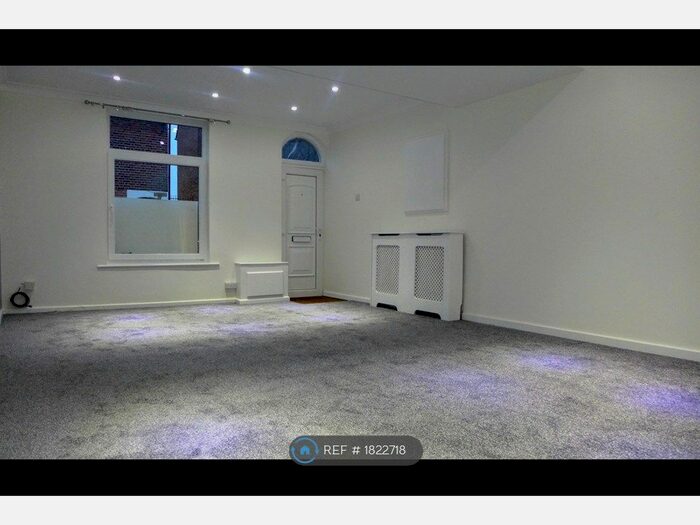 2 Bedroom Semi-Detached House To Rent In Forton Road, Portsmouth, PO1