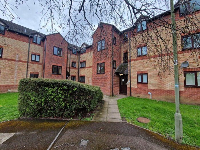 1 Bedroom Apartment To Rent In Broome Way, Banbury, Oxon, OX16