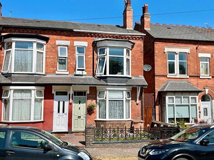 3 Bedroom End Of Terrace House For Sale In Deakin Road, Erdington, Birmingham, B24