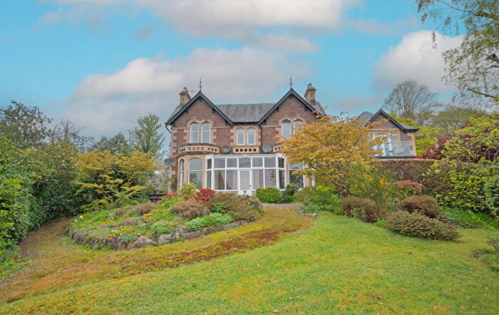 4 Bedroom Flat For Sale In Perth Road, Crieff, PH7