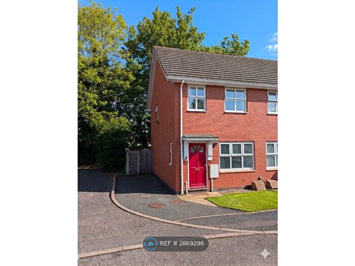 2 Bedroom Semi Detached House To Rent In Greenman Close, Telford, TF1