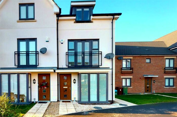 3 Bedroom Semi-Detached House To Rent In Prestbury Close, Cheltenham, GL52