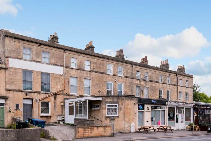 4 Bedroom Terraced House To Rent In Victoria Buildings, Bath, BA2