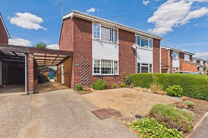 2 Bedroom Semi-Detached House For Sale In Rookery Place, Fenstanton, Huntingdon, Cambridgeshire, PE28