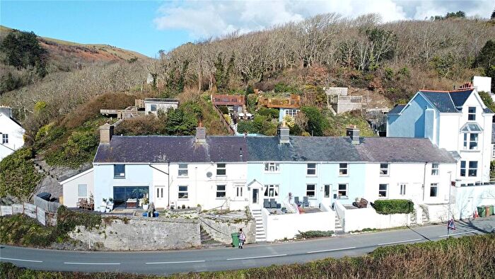 2 Bedroom Terraced House For Sale In Penhelyg Road, Aberdyfi, Gwynedd, LL35