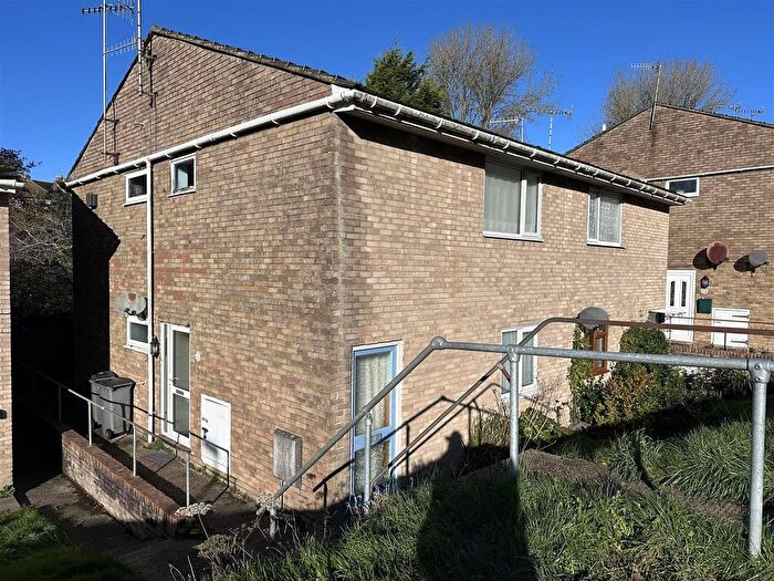 1 Bedroom Flat To Rent In Brackendale, Hastings, TN35