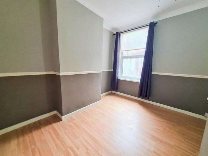 1 Bedroom Flat To Rent In Clarence Road, Grays, RM17