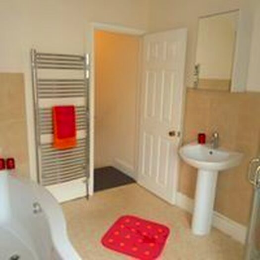 3 Bedroom Property To Rent In Arran Street, Roath, Cardiff, CF24