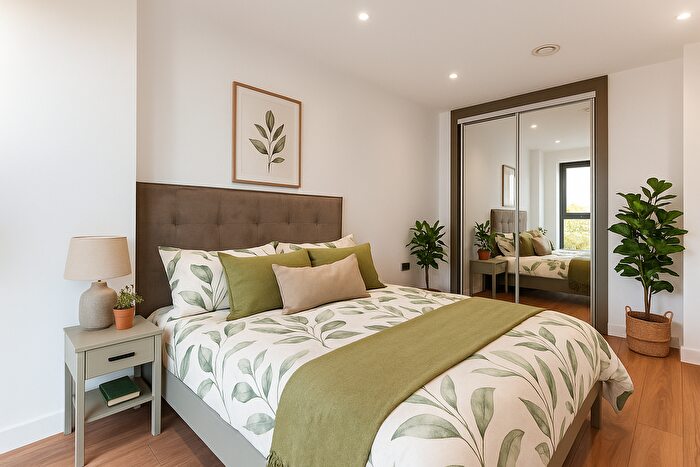 1 Bedroom Flat To Rent In Uncle Acton, Victoria Road, London, W3