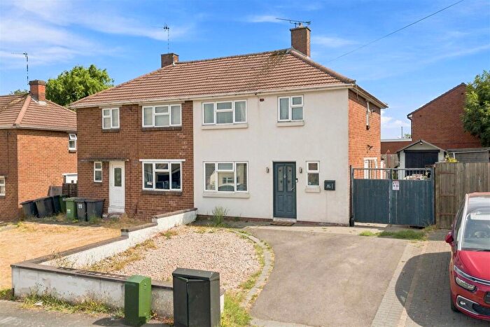3 Bedroom Semi-Detached House For Sale In Grant Road, Exhall, Coventry, CV7